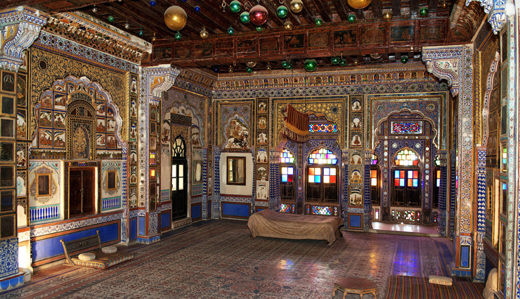 jodhpur,tourist places to visit in jodhpur,mehrangarh fort,phool mahal,sheesh mahal,chamunda mata temple,rao jodha desert rock park,ranisar-padamsar lake