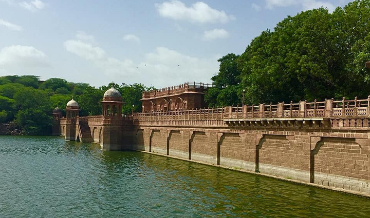 jodhpur tourist attractions,blue city of jodhpur,must-visit places in jodhpur,jodhpur sightseeing spots,top attractions in jodhpur,discovering jodhpur charm,jodhpur travel guide,explore the blue city of jodhpur,jodhpur landmarks,best places to visit in jodhpur,jodhpur heritage sites,blue city wonders of jodhpur,jodhpur architectural marvels,jodhpur iconic landmarks,jodhpur historical treasures,jodhpur cultural hotspots,exploring jodhpur beauty,jodhpur captivating sights,jodhpur vibrant attractions,jodhpur tourist gems