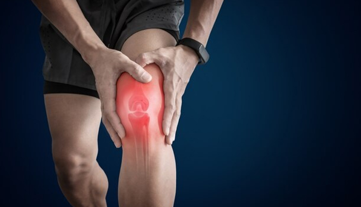 सर्दियों में बढ़ने लगती हैं जोड़ों के दर्द की समस्या, इन घरेलू उपायों से मिलेगा आराम 