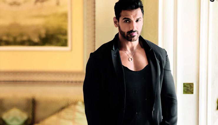 real name of celebrities,bollywood celebrities,real names of stars,ajay devgan,amitab bacchan,amir khan,madhubala,john abraham,dilip kumar,Salman Khan,jeetendra