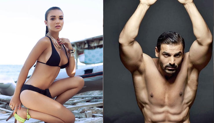 Bollywood stars,bollywood celebs,habits,nude,sleeping nude