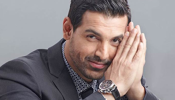 अतिविश्वासी हुए जॉन अब्राहम, दो लड़ाईयाँ लडऩे को तैयार, किसमें होगी जीत किसमें हार