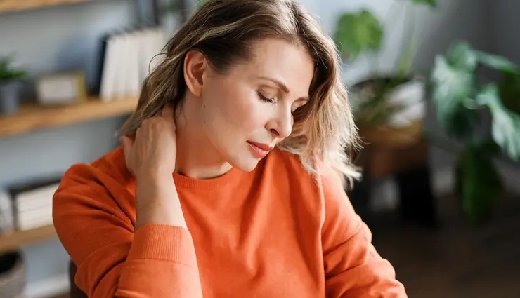 turmeric health benefits,benefits of curcumin,turmeric antioxidant properties,anti-inflammatory spices,turmeric for immunity,turmeric medicinal uses,turmeric for wellness,natural healing herbs,turmeric supplements,indian herbs for health