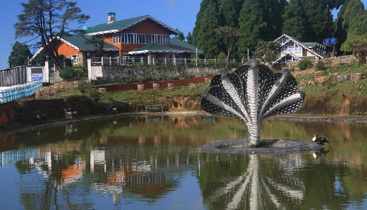 beautiful lakes in west bengal,mirik lake,jore pokhri lake,senchal lake,rasikbil lake,rabindra sarovar lake,santragachhi jheel,motijhil lake,benuka lake,amarabati lake,kolkata lake,kapil muni temple lake,samsing lake,bethuadahari lake,tajpur lake,west bengal tourism,scenic lakes,nature in west bengal,boating in west bengal lakes,top lakes to visit in west bengal