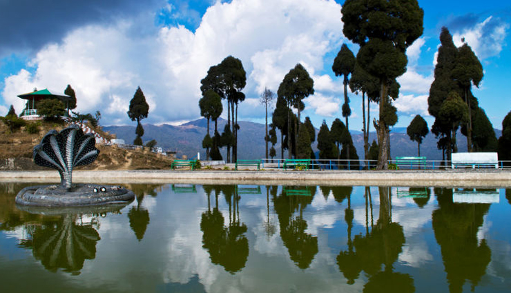 tourist attractions in darjeeling,places to visit in darjeeling,darjeeling sightseeing spots,famous landmarks in darjeeling,top tourist destinations in darjeeling,cultural heritage sites in darjeeling,darjeeling himalayan railway,tea gardens in darjeeling,darjeeling mall road,tiger hill sunrise view