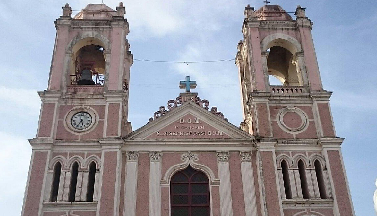 beautiful churches india,christianity in india,indian christian history,christian denominations in india,christian contributions in india,christian minority in india,st. thomas in india,christian churches in india,religious diversity in india,christian educational institutions,christian healthcare in india,christian social services india,christian community challenges,malayattoor church kerala,st. joseph cathedral andhra pradesh,basilica of bom jesus goa,christ church himachal pradesh,vallarpadam church kerala,santa cruz basilica kerala,velankanni church tamil nadu,all saints cathedral allahabad,st. francis church kerala,medak church andhra pradesh,mt. mary church maharashtra,mar thoma pontifical shrine