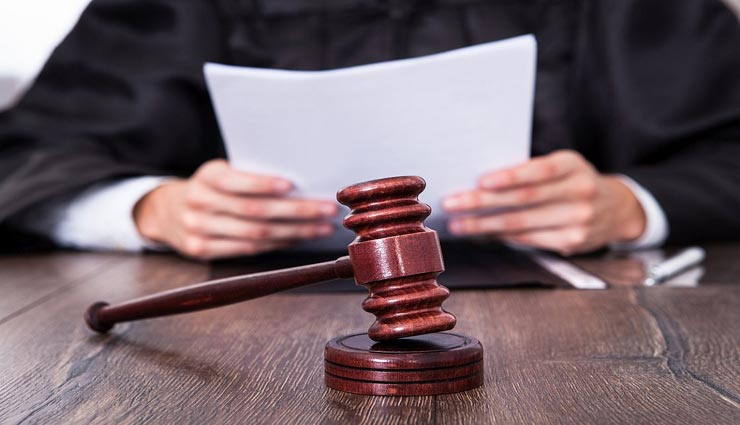 सिंगापुर : भारतीय नागरिक के मोबाइल में मिले 50 अश्लील वीडियो, छेड़छाड़ मामले में हुई जेल