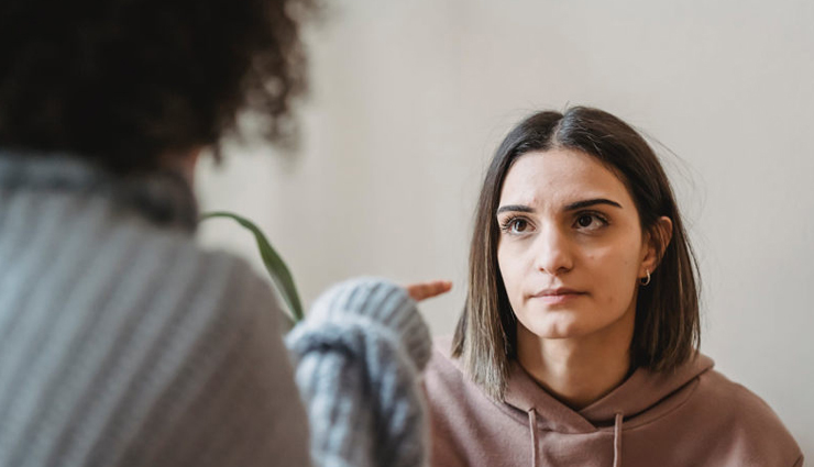 dealing with judgemental people,tips for handling judgemental people,how to deal with criticism,overcoming judgement from others,coping with negative comments,maintaining self-esteem around judgemental people,strategies for dealing with judgemental people,communication with judgemental people,self-care when dealing with judgemental people,mental health and judgement from others