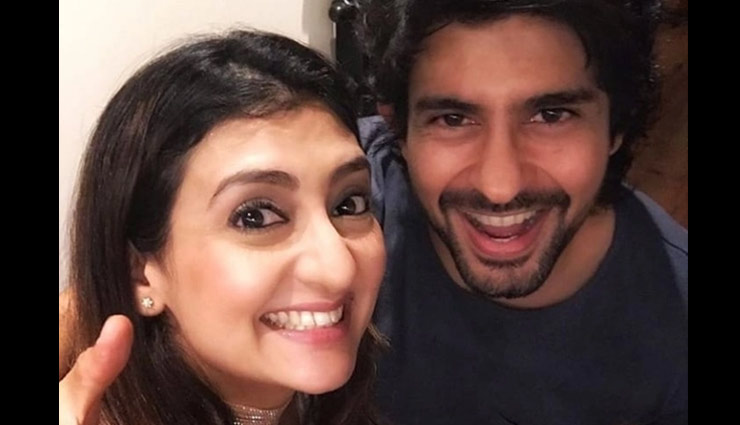 PICS- Hussain Kuwajerwala, Juhi Parmar of 'Kumkum' fame post reunion party pics