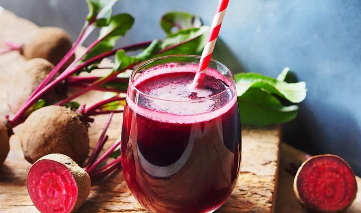सर्दियों की सुपरड्रिंक बनेगा चुकंदर का जूस, सेवन से शरीर को मिलेंगे ये फायदे 