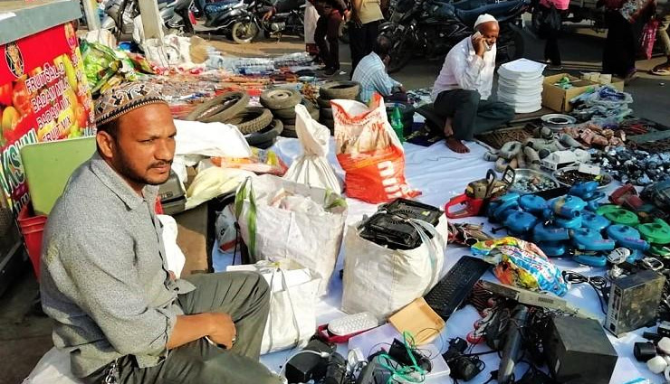 बिरयानी के अलावा अपने बाजारों के लिए भी जाना जाता हैं हैदराबाद, थोक मूल्य पर मिलता हैं सामान famous places in hyderabad,hyderabad famous places,hyderabad tourism,tourist places in hyderabad