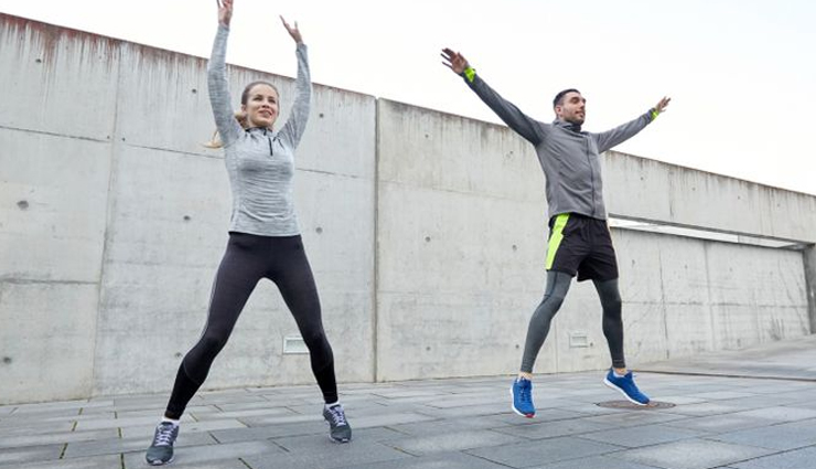 shoulder,shoulder exercise,7 shoulder exercises,push-ups,plank,downward-facing dog,super push-ups,jumping jacks,kettlebell press,shoulder shrugs,Health,health care tips,perfect body tips