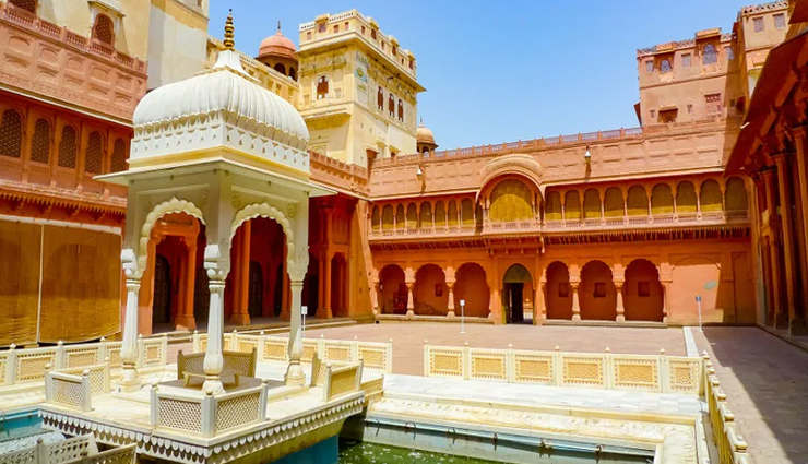 royal places in bikaner,bikaner tourist attractions,best royal places in bikaner,historical sites in bikaner,must-visit places in bikaner,famous palaces in bikaner,junagarh fort bikaner,lalgarh palace bikaner,gajner palace bikaner,karni mata temple,bhandasar jain temple,heritage sites in bikaner,cultural landmarks in bikaner,bikaner travel guide,things to do in bikaner,hidden gems in bikaner,bikaner sightseeing places,architectural marvels in bikaner,rajasthan royal destinations,top historical places in bikaner