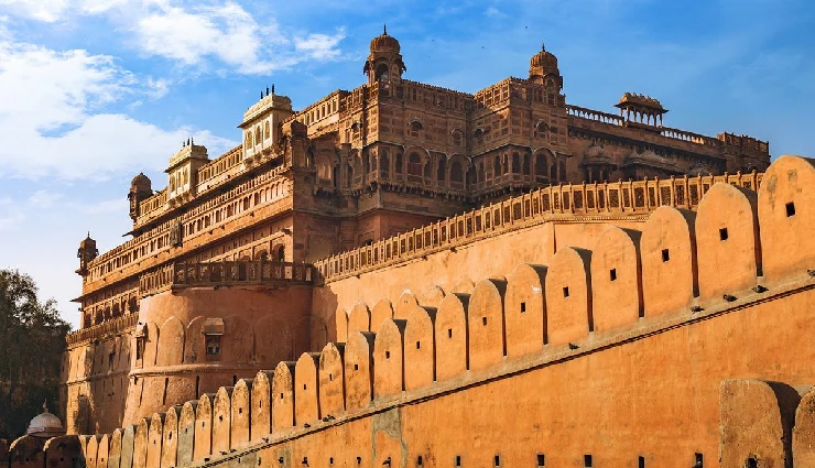 bikaner tourism,bikaner attractions,bikaneri bhujia,rajasthan royal cities,bikaner palaces,bikaner havelis,thar desert travel,bikaner museums,rajput heritage rajasthan,bikaner culture and history