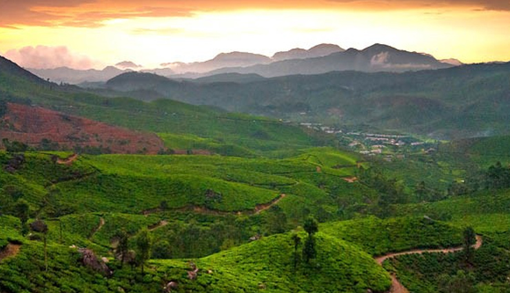 pelling,sikkim,coonoor,tamil nadu,devikulam,kerala,matheran,maharashtra,cherrapunji,meghalaya,places to visit in india,june destination in india,india