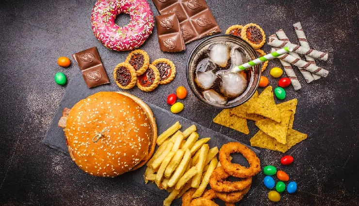 bad skin habits,habits that damage skin,glowing skin tips,skincare routine mistakes,unhealthy lifestyle and skin,radiant skin habits,skin care tips for glowing skin,common skin mistakes,daily habits for healthy skin,eliminate bad skin routines