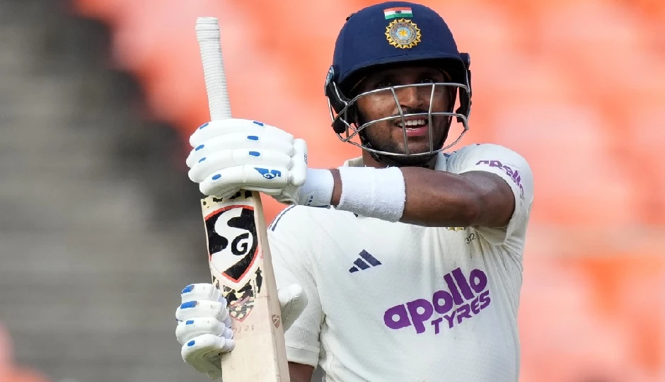 पिता के लिए 50 रन का सेलिब्रेशन, भारतीय सेना के लिए 100 रन: अहमदाबाद में शतक लगाने के बाद ध्रुव जुरेल