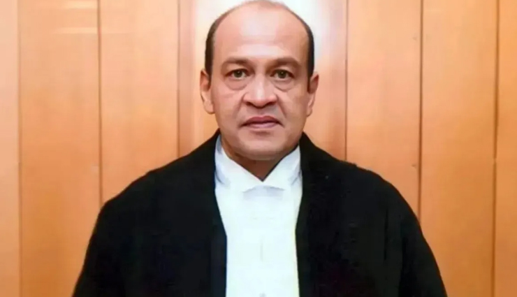 नकदी विवाद: सुप्रीम कोर्ट ने खारिज की जज के खिलाफ FIR की मांग वाली याचिका