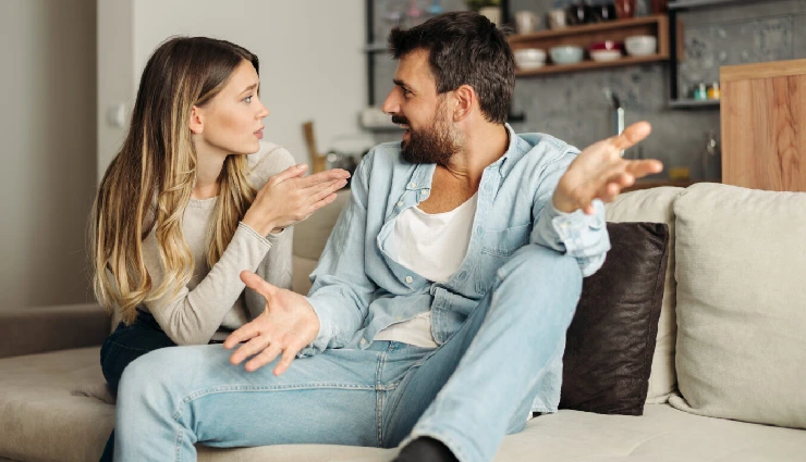 emotional manipulation signs,manipulative relationship traits,toxic relationships,how to recognize manipulation,emotional abuse in relationships,mental control in relationships,gaslighting signs,self-worth and boundaries,manipulative partner behavior,break free from toxic love,emotional awareness in relationships