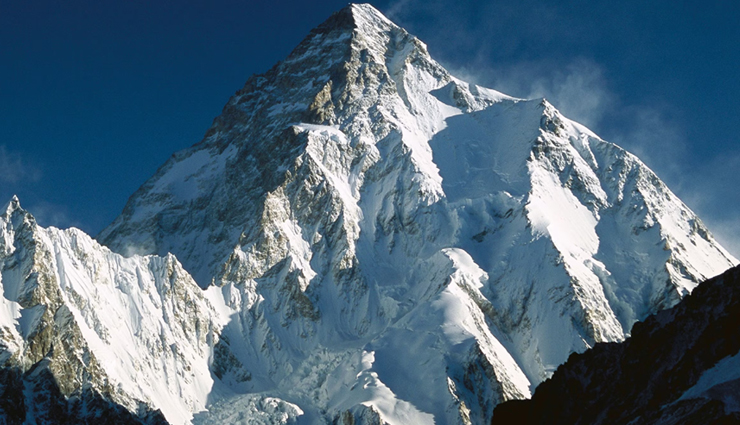 deadliest mountains,world most dangerous peaks,dangerous mountain climbs,treacherous summits,high-risk mountaineering,perilous mountain ascents,risky mountain expeditions,deadly mountain peaks,extreme climbing challenges,dangerous alpine adventures