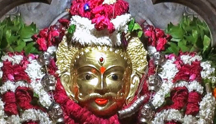 varanasi temples,must visit temples,religious sites varanasi,kashi vishwanath temple,durga kund temple,kaal bhairav temple,maa annapurna temple,nepali hindu temple,sankat mochan hanuman temple,vishalakshi temple,tulsi manas temple,new vishwanath temple,mrityunjay mahadev temple,spiritual pilgrimage varanasi,temples in varanasi india,ancient temples varanasi,sacred sites varanasi,tourist attractions varanasi,religious landmarks varanasi,heritage temples meghalaya