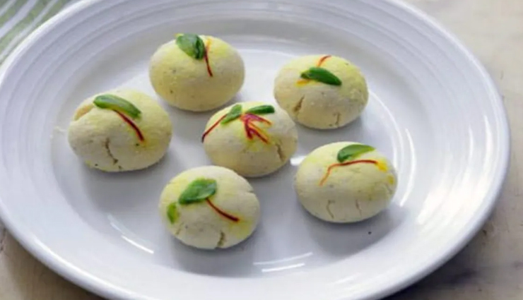 Diwali 2021 : इस बार बनाए पनीर से बनी मिठाई बंगाल की प्रसिद्द 'काचा गोला' #Recipe kacha gola recipe,recipe,recipe in hindi,diwali special recipe
