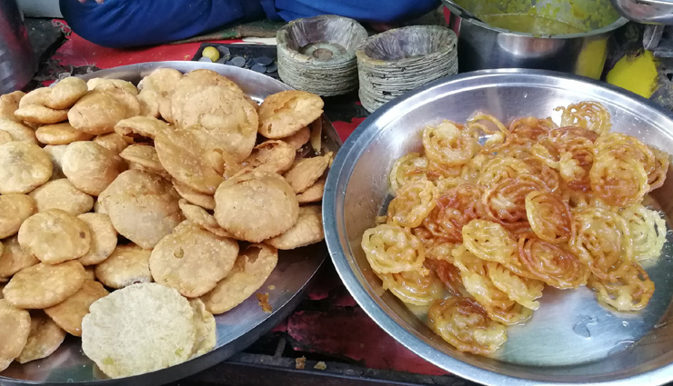 राधा-कृष्ण के कारण विश्व पर्यटन में अलग पहचान है मथुरा की, मंदिरों-घाटों के साथ ही लोकप्रिय है लजीज व्यंजन mathura tourist attractions,best places to visit in mathura,top tourist spots in mathura,explore mathura famous landmarks,must-see places in mathura,tourist destinations in mathura,mathura sightseeing guide,historical sites in mathura,cultural attractions in mathura
things to do in mathura for tourists