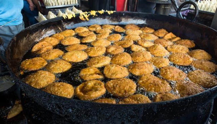 delhi,delhi celebrity enjoying food,bollywood celebrity delhi food