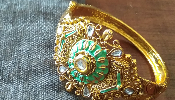 fashionable kada,trending kada for women,women fashion accessories,fashion tips,latest fashion trends