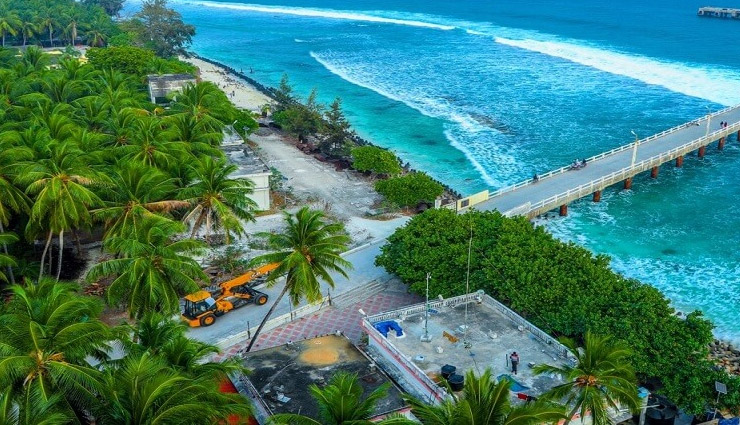 लक्षद्वीप में हनीमून: घूमने की शानदार जगह, कितना होगा कुल खर्च? honeymoon in lakshadweep,lakshadweep honeymoon places,budget for lakshadweep honeymoon,lakshadweep travel guide,best places to visit in lakshadweep,lakshadweep honeymoon cost,lakshadweep romantic destinations,affordable lakshadweep honeymoon,lakshadweep travel tips,lakshadweep budget trip