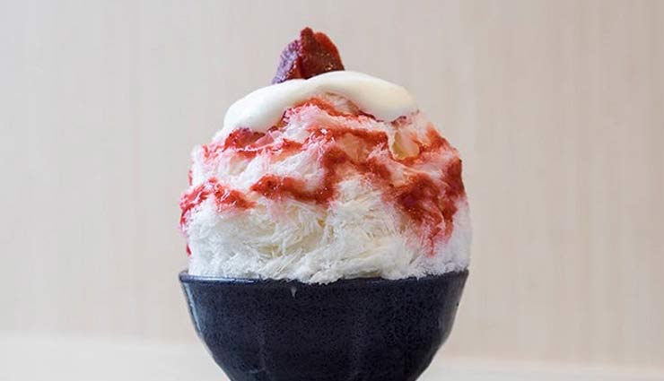 japanesedesserts,mochi,shizoku,yokan,dango,kakigori,purin,anmitsu,manju,anko,oshiruko,japenese dishes,delicious japanese dishes,japanese cuisine