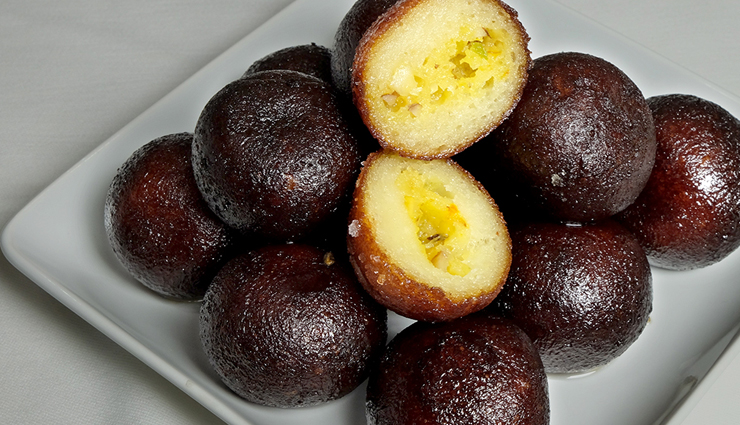 kale jamun,kale jamun recipe,kale gulab jamun,homemade kale jamun,khoya homemade,recipe of gulab jamun,hunger struck,easy recipes