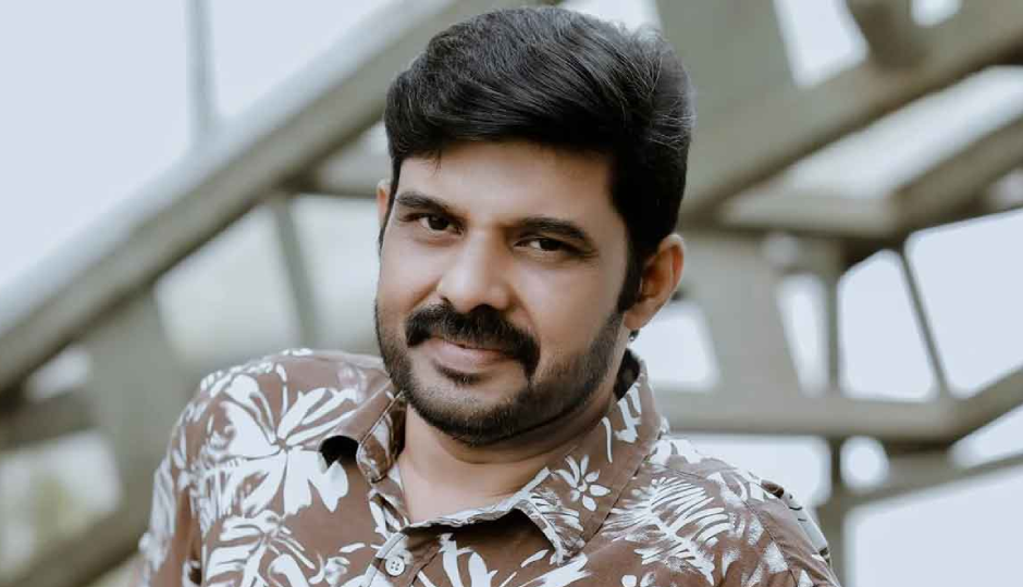 2 News : विवेक और पल्लवी के खिलाफ इस मामले में शिकायत दर्ज, इस मशहूर एक्टर व सिंगर का हुआ निधन vivek agnihotri,director vivek agnihotri,pallavi joshi,actress pallavi joshi,vivek pallavi,the bengal files,kalabhavan navas,actor kalabhavan navas,kalabhavan death,malyalam actor kalabhavan