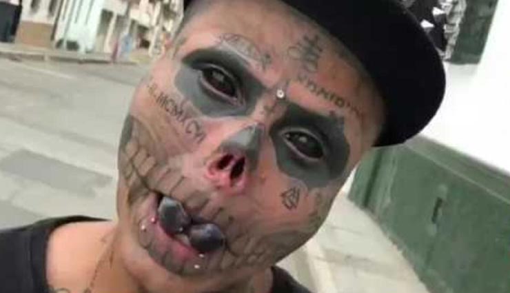 weird men,weird news,colombian tattoo artist,kalaca skull,nose and ears to resemble skull ,अनोखा आदमी, कोलंबिया टैटू आर्टिस्ट, कालका स्कूल, जीभ की कटाई 