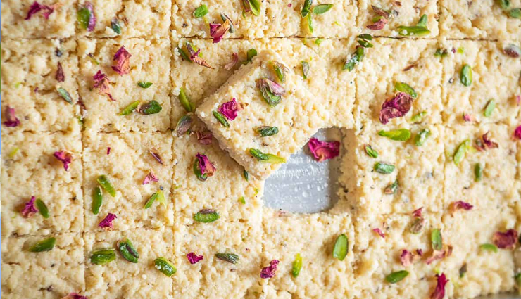 Holi Recipe- Soft and Flavorful Kalakand
