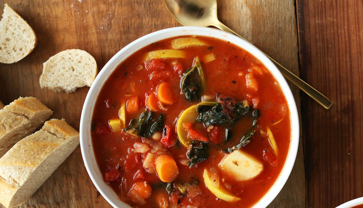white bean,tomato and kale soup,italian tomato white bean and kale soup with fresh basil,white bean tomato kale stew,quick tomato white bean and kale soup nyt,quick tomato white bean and kale soup,quick tomato white bean and kale soup recipe,hunger struck,food