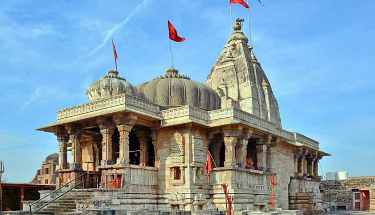 chittorgarh tourist places,explore chittorgarh rajasthan,best places to visit in chittorgarh,chittorgarh attractions,top tourist spots in chittorgarh rajasthan,chittorgarh fort and other landmarks,historical places in chittorgarh,chittorgarh sightseeing destinations,must-visit places in chittorgarh rajasthan,chittorgarh travel guide