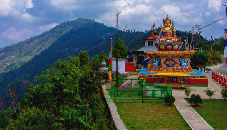 10 Not To Miss Tourist Attraction in Kalimpong