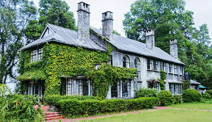 kalimpong,places to visit inkalimpong,tourist attraction in kalimpong,deolo hill,morgan house,zong dong palri fo brang gompa,crockety,pine view nursery,kalimpong science centre