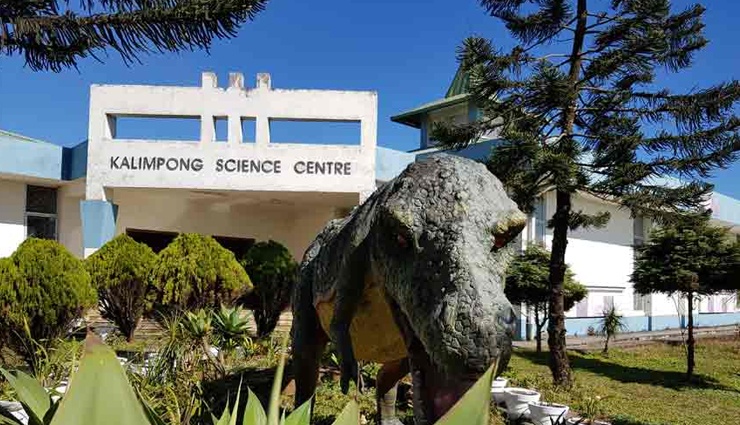 kalimpong,places to visit inkalimpong,tourist attraction in kalimpong,deolo hill,morgan house,zong dong palri fo brang gompa,crockety,pine view nursery,kalimpong science centre