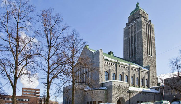 kallio,places to visit in kallio,things to do in kallio,kallio church,kotiharju public sauna,made in kallio,linnanmaki,sandro