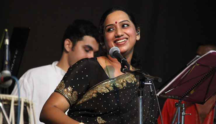 kalpana raghavendar,playback singer kalpana raghavendar,kalpana suicide attempt,kalpana songs,kalpana hospital,kalpana telugu industry