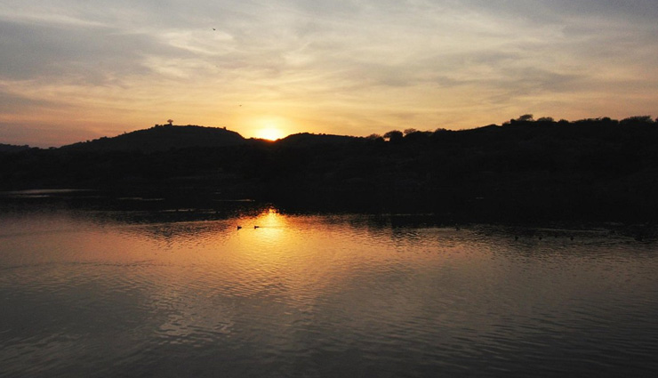 places to visit in jodhpur,must-see attractions in jodhpur,best tourist spots in jodhpur,top places near mehrangarh fort,historic places in jodhpur,royal palaces in jodhpur,things to do in jodhpur,jodhpur city guide,best places for photography in jodhpur,jodhpur travel itinerary,scenic spots in jodhpur