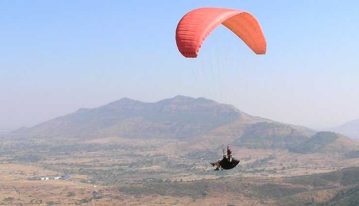paragliding in india,best paragliding places,top paragliding destinations india,adventure sports india,paragliding in himachal pradesh,paragliding in uttarakhand,paragliding spots