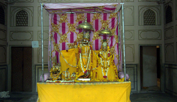 5 historical temples in jaipur,birla mandir,moti dungri,kanak vrindavan mandir,galtaji,govind dev ji,temples,historical