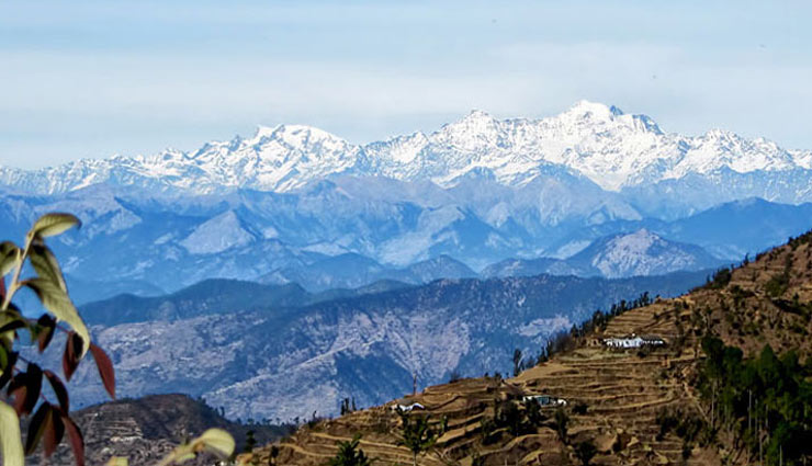 लेना चाहते हैं गर्मियों की छुट्टी का आनंद, कनातल का सफ़र रहेगा बेहतरीन