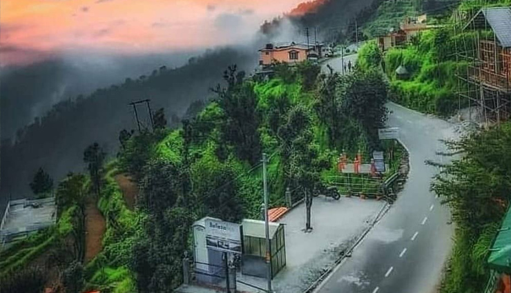 instagram-worthy cities north india,photogenic cities india,travel destinations north india,mcleodganj,srinagar,leh-ladakh,kanatal,kasol,kutch,auli,valley of flowers,agra,varanasi,must-visit cities india,north india travel