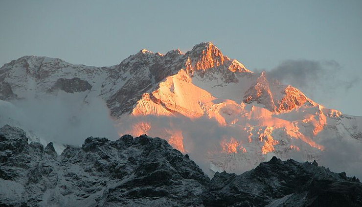 highest mountains,mountains in the world,must visit mountains in the world