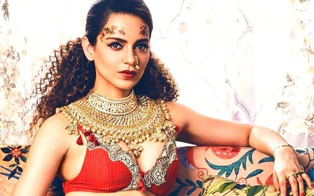 bollywood,kangana ranaut,manikarnika,weapons