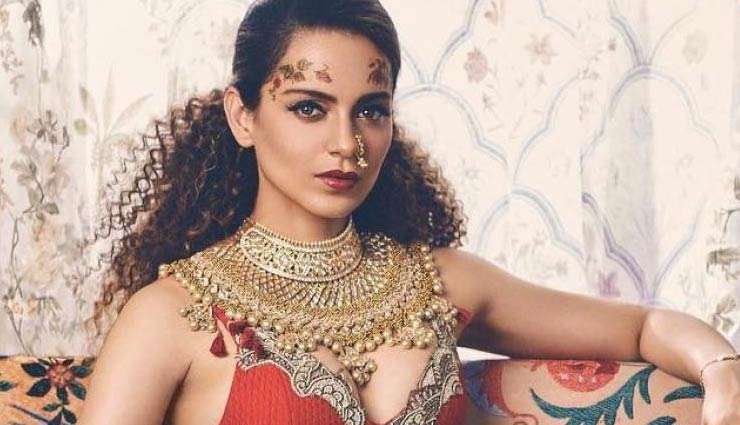 एक्टिंग के साथ-साथ अब डायरेक्शन में भी हाथ आजमाने को तैयार कंगना रानौत